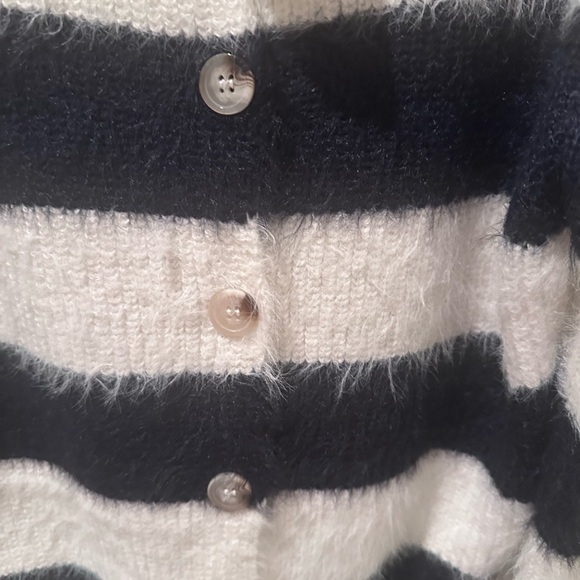 NWT Hem & Thread Navy and White Fuzzy Cardigan - Picture 3 of 5